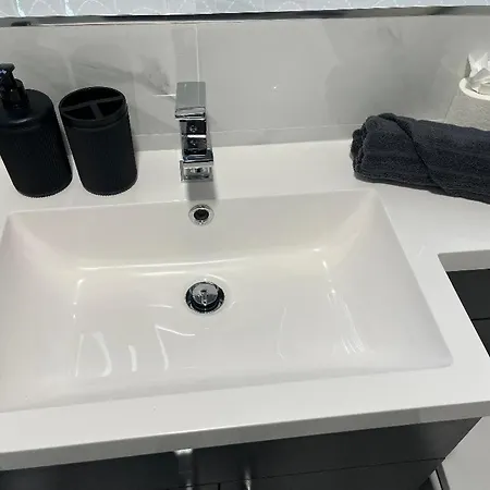 Modern Flat-apartment In * Marton-in-Cleveland